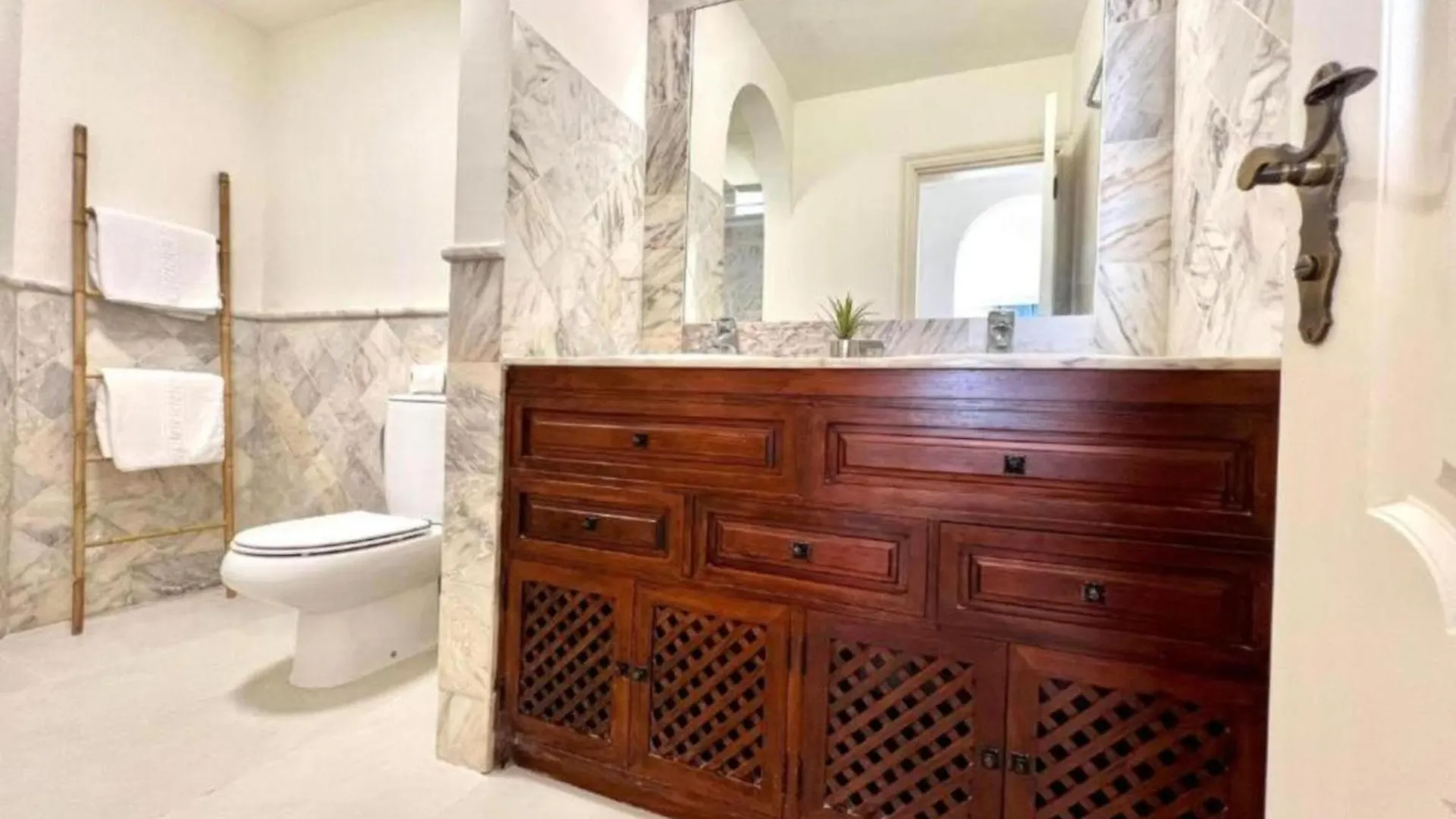Amazing Views To The Sea With Pool Apartamento Los Realejos