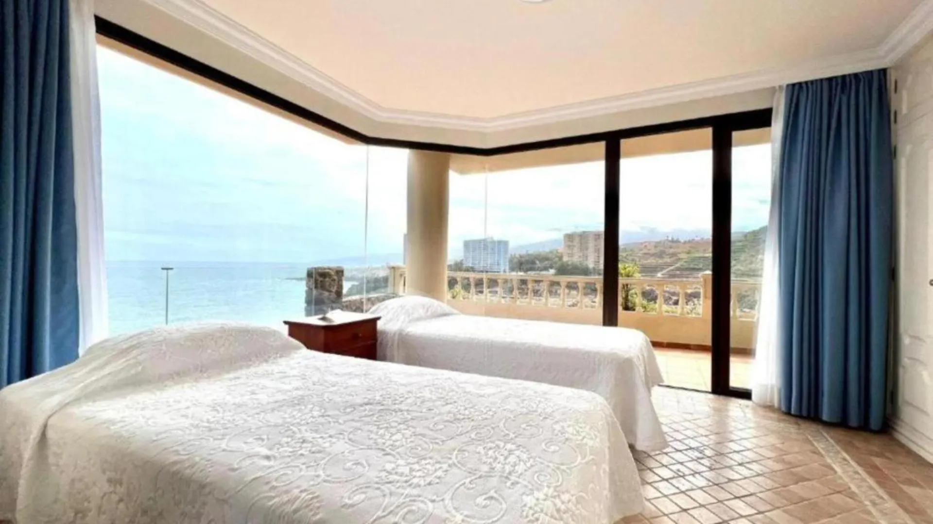 Amazing Views To The Sea With Pool Apartamento Los Realejos